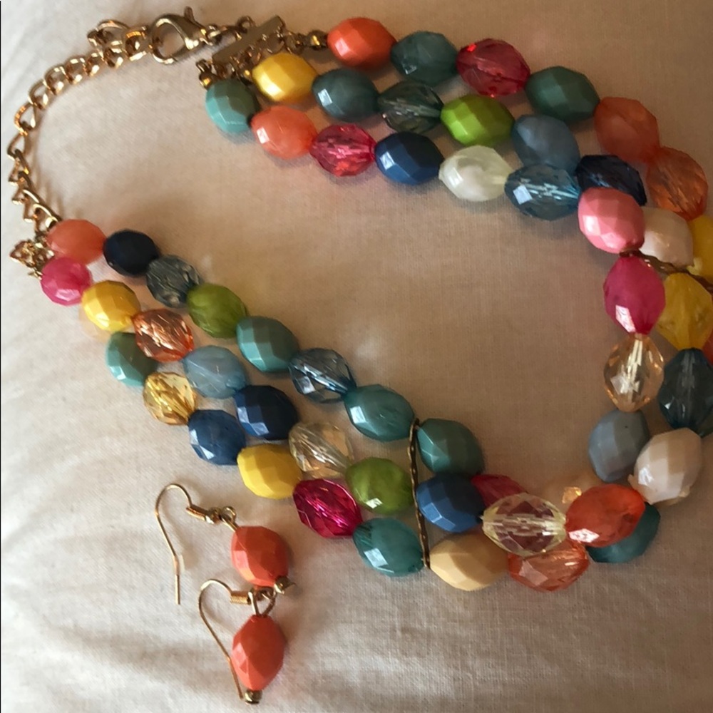 Necklace/earring set